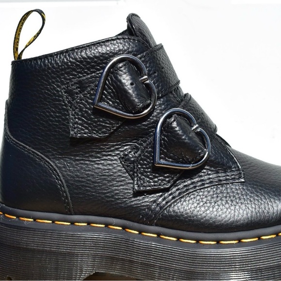 Dr Martens Devon Heart Black Leather Platform Boots Size 8 NWOB - Picture 3 of 10